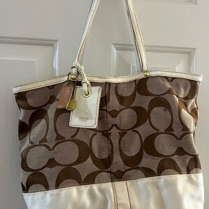 Coach purse - authentic and in good condition!